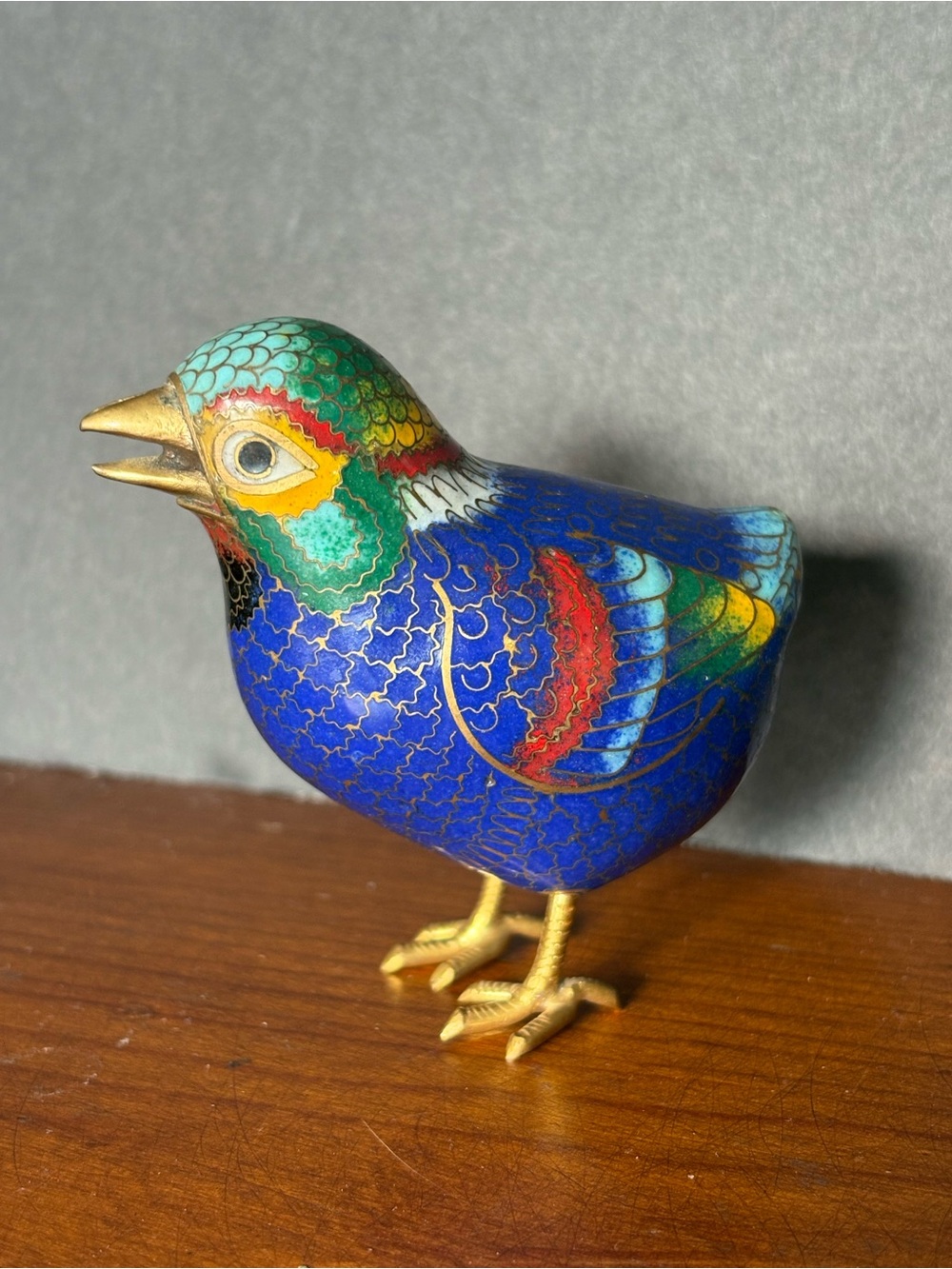 Blue Multicolor Chinese Cloisonné Bird Figurine - Decorative Chinoiserie Piece